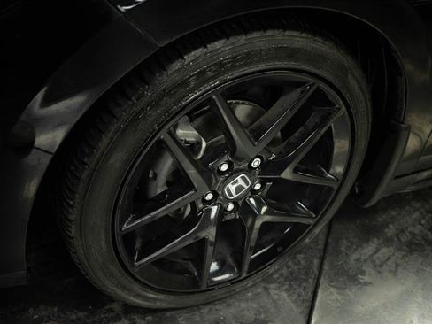 Used 2024 Honda Civic Sport image 4