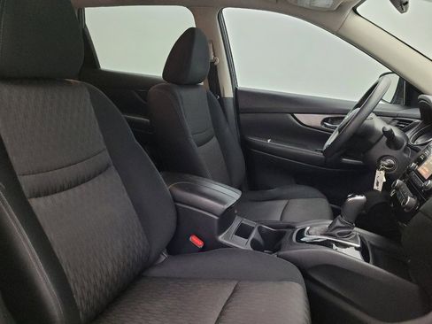 Used 2017 Nissan Rogue S FWD image 21