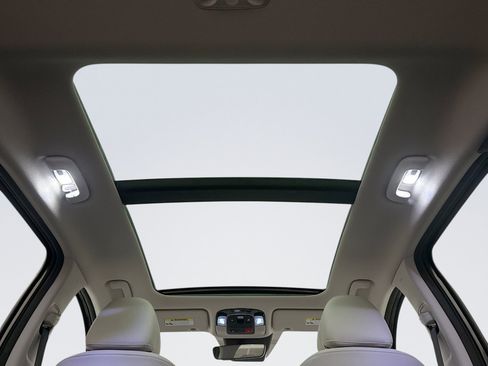 Used 2023 Hyundai Tucson Limited w/ Cargo Package image 20