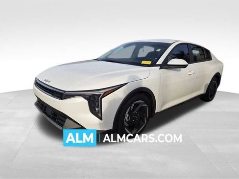 Used 2025 Kia K4 EX FWD image 1