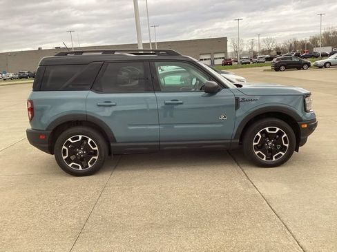 Used 2023 Ford Bronco Sport Outer Banks w/ Tech Package image 11