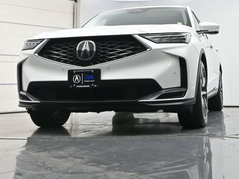 Used 2025 Acura MDX SH-AWD w/ Technology Package image 36