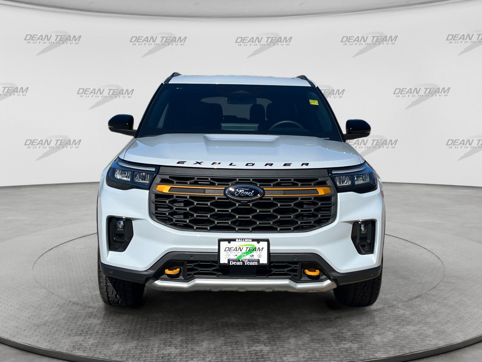 Used 2026 Ford Explorer Tremor w/ Tremor Ultimate Package AWD/4WD image 2