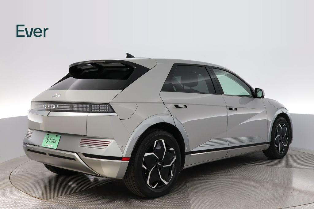 Used 2024 Hyundai Ioniq 5 Limited RWD image 3