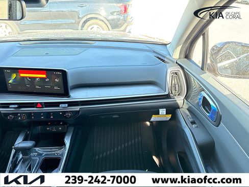 New 2026 Kia Sorento LX image 16
