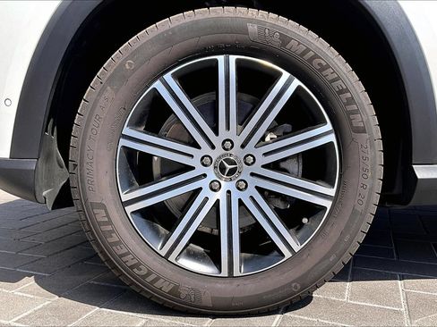 Used 2025 Mercedes-Benz GLE 350 4MATIC image 9