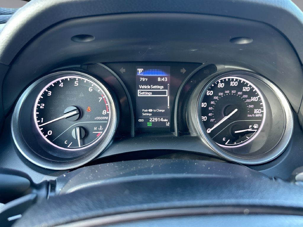 Used 2023 Toyota Camry SE FWD image 21
