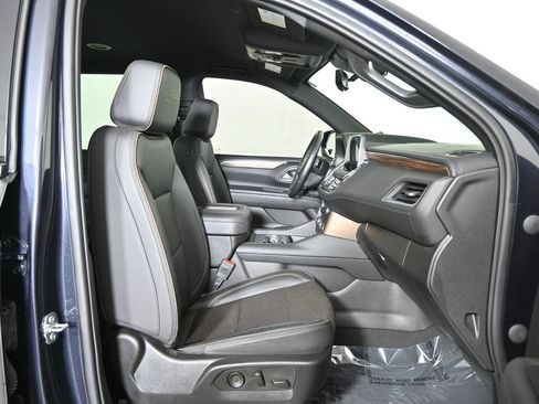 Used 2023 Chevrolet Tahoe High Country AWD/4WD image 13