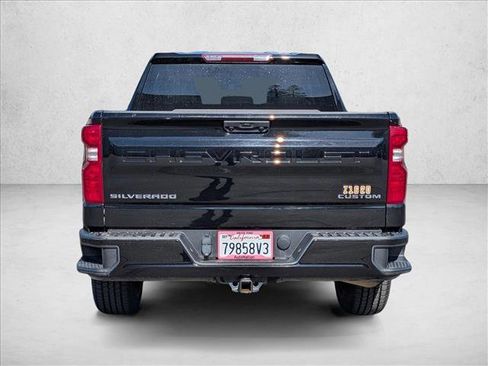 Used 2023 Chevrolet Silverado 1500 Custom AWD/4WD image 7