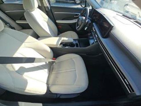 Used 2025 Hyundai Sonata SEL FWD image 21