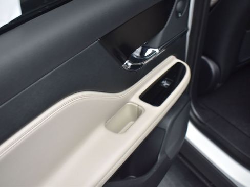 New 2026 Lincoln Corsair Grand Touring image 12