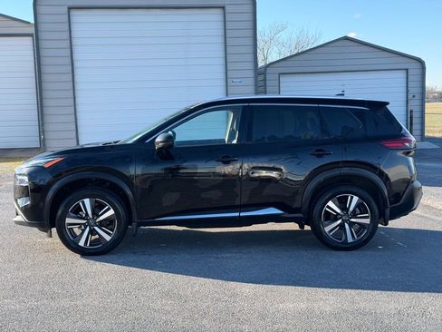 Used 2023 Nissan Rogue SL w/ SL Premium Package image 8