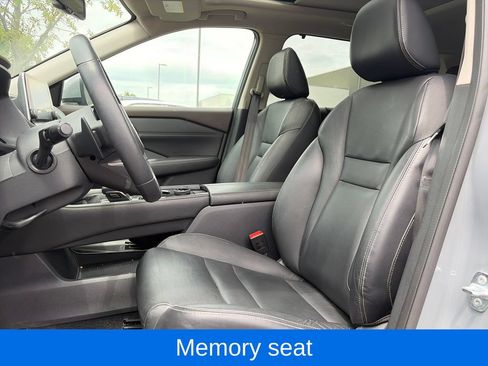 Used 2021 Nissan Rogue SL AWD/4WD image 17