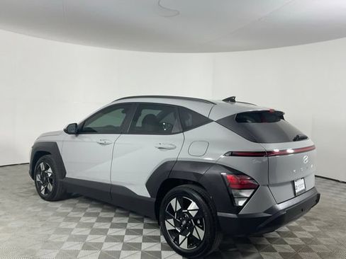 Used 2025 Hyundai Kona SEL FWD image 7
