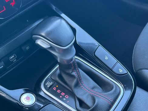 Used 2021 Kia Soul Turbo FWD image 19