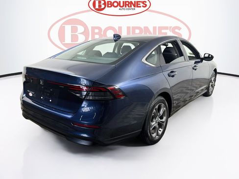 Used 2024 Honda Accord EX image 11
