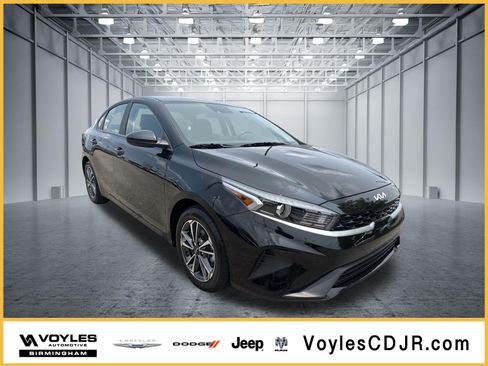 Used 2024 Kia Forte LXS FWD image 1