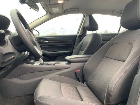 Used 2025 Nissan Altima 2.5 SV image 28