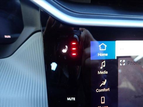 New 2026 Jeep Cherokee Laredo image 18