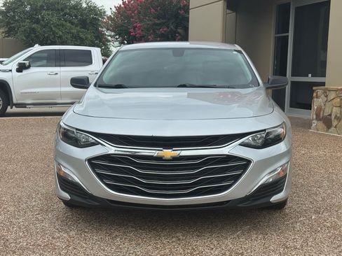 Used 2021 Chevrolet Malibu LS FWD image 5