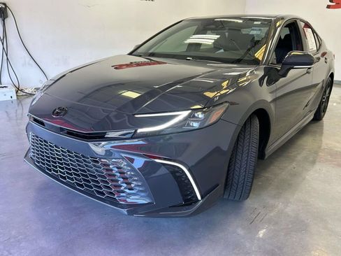 Used 2026 Toyota Camry XSE FWD image 7