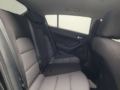 Used 2016 Kia Forte LX image 19