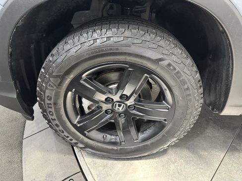 Certified 2023 Honda Ridgeline Black Edition image 9