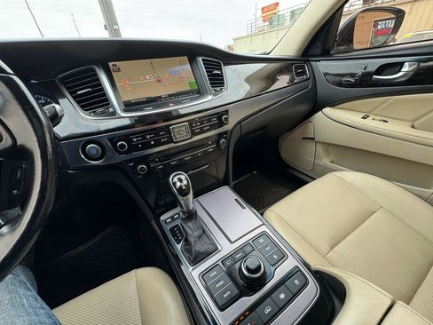 Used 2016 Hyundai Equus Signature image 30