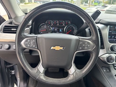 Used 2018 Chevrolet Tahoe LT w/ LT Signature Package AWD/4WD image 19