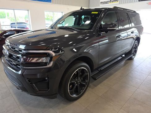 Used 2023 Ford Expedition Max Limited AWD/4WD image 1