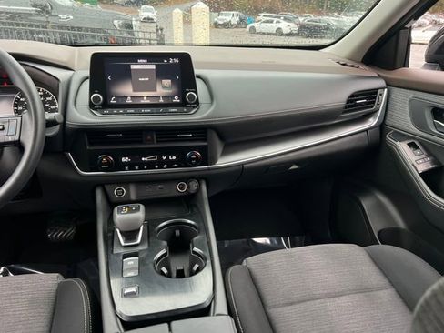 Used 2023 Nissan Rogue SV image 15