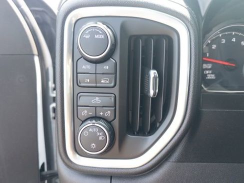 Used 2021 Chevrolet Silverado 1500 LT image 23
