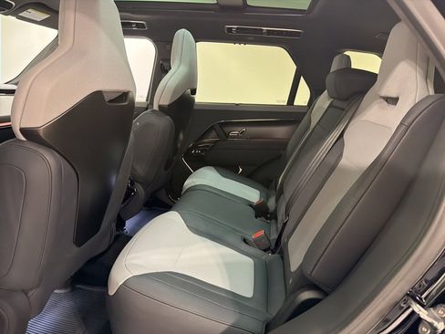 Used 2025 Land Rover Range Rover Sport SV Edition Two image 22