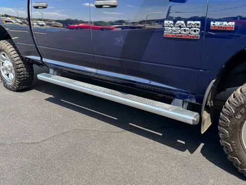Used 2017 RAM 3500 Tradesman w/ Chrome Appearance Group AWD/4WD image 15