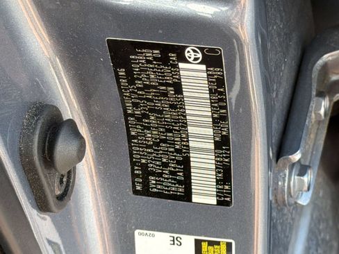 Certified 2025 Toyota Corolla LE FWD image 28