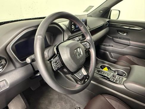 Used 2025 Honda Pilot Black Edition image 16