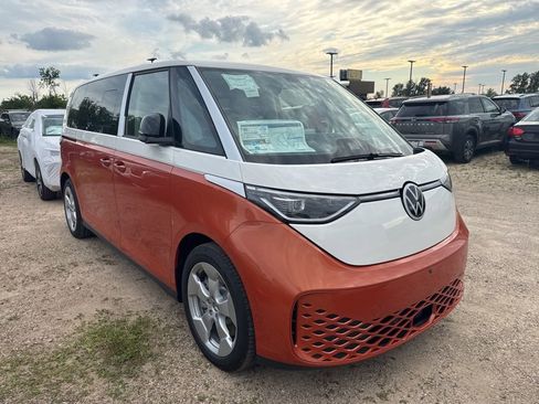 New 2025 Volkswagen ID. Buzz Pro S Plus image 2