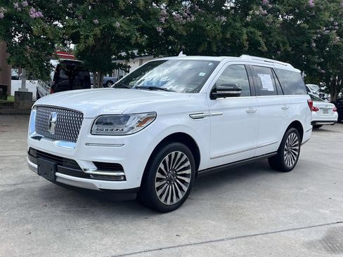 Used 2021 Lincoln Navigator Reserve w/ Luxury Package AWD/4WD image 7