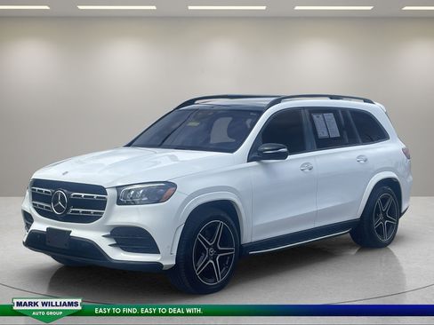 Used 2023 Mercedes-Benz GLS 580 4MATIC image 7