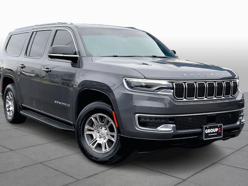 Used 2023 Jeep Wagoneer L 4WD image 2