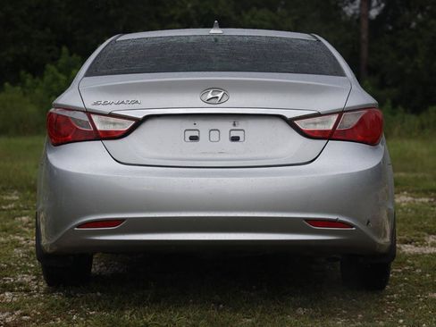 Used 2011 Hyundai Sonata GLS FWD image 7