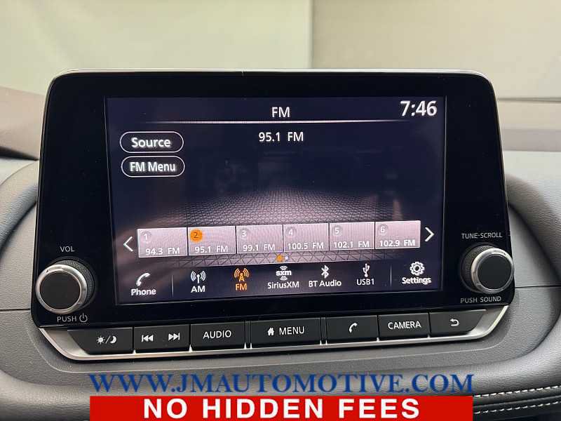 Used 2023 Nissan Rogue SV AWD/4WD image 22