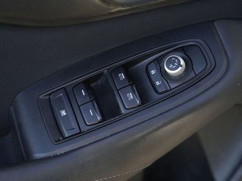 Used 2022 Subaru Outback Premium image 22