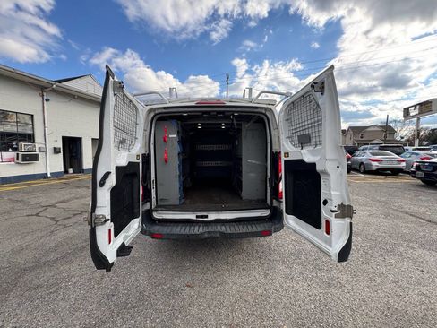 Used 2017 Ford Transit 250 250 3dr SWB Low Roof Cargo Van image 49