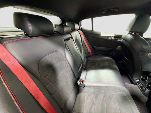 Used 2023 Kia Stinger GT2 AWD/4WD image 30