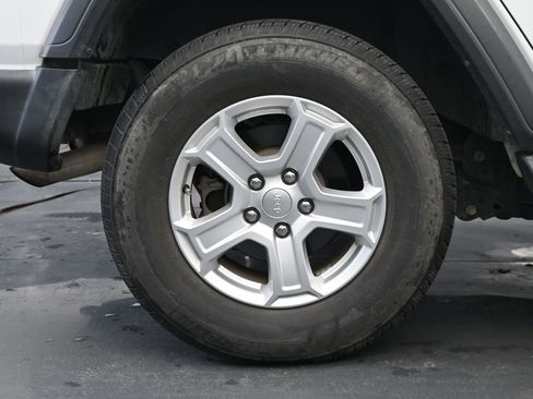 Used 2020 Jeep Wrangler Unlimited Sport S image 9