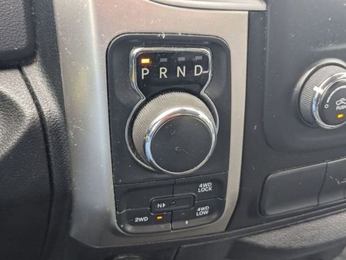 Used 2019 RAM 1500 Classic SLT image 18