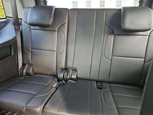 Used 2018 Chevrolet Tahoe LT w/ Luxury Package image 11