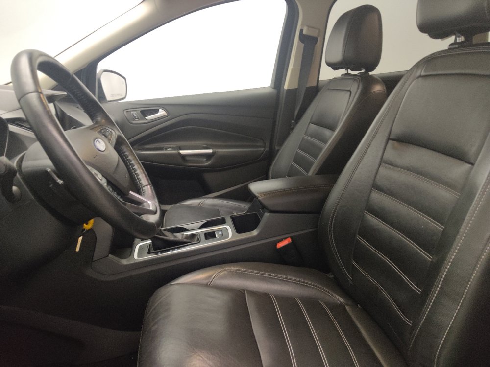 Used 2017 Ford Escape SE w/ SE Leather Comfort Package AWD/4WD image 17