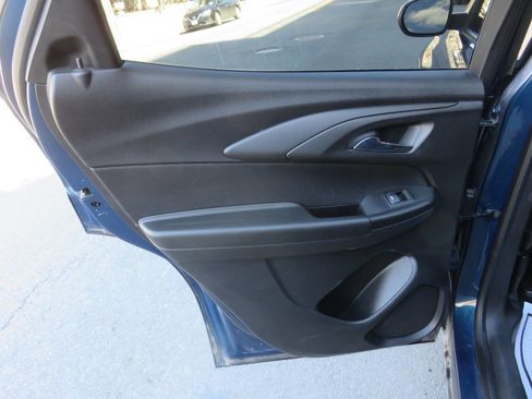 Used 2021 Chevrolet TrailBlazer LT w/ Convenience Package image 28